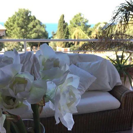 Tatil Evi Adele